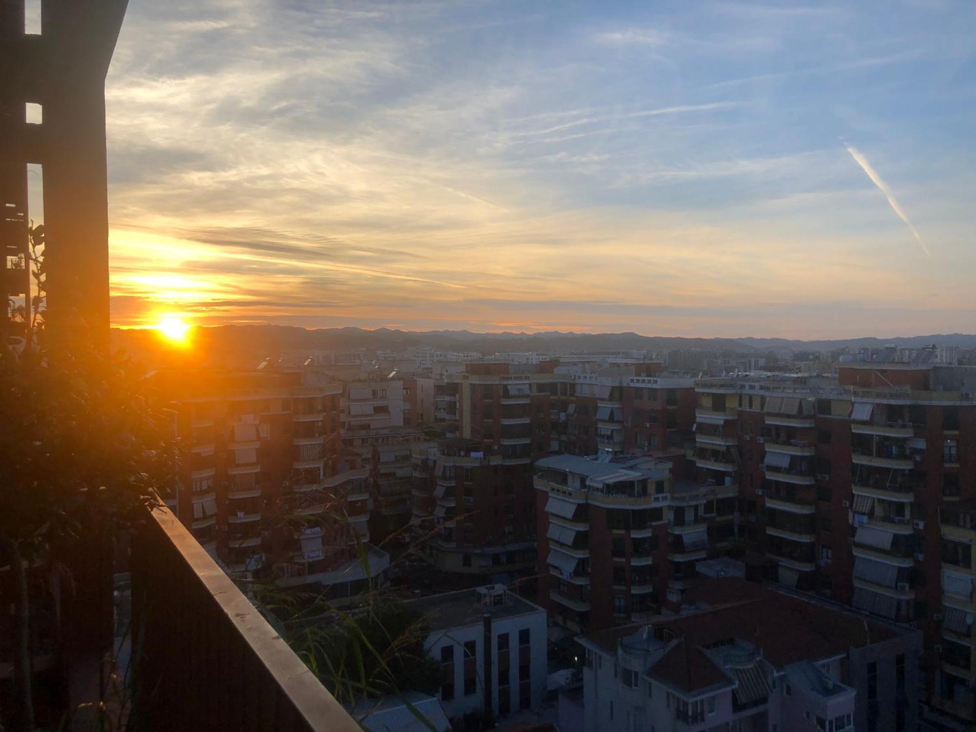 Garden Building Luxury Apartment Тирана Экстерьер фото